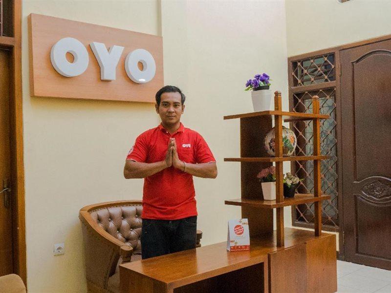 فندق Oyo 643 Al Thalib 8 Syariah مالانغ المظهر الخارجي الصورة